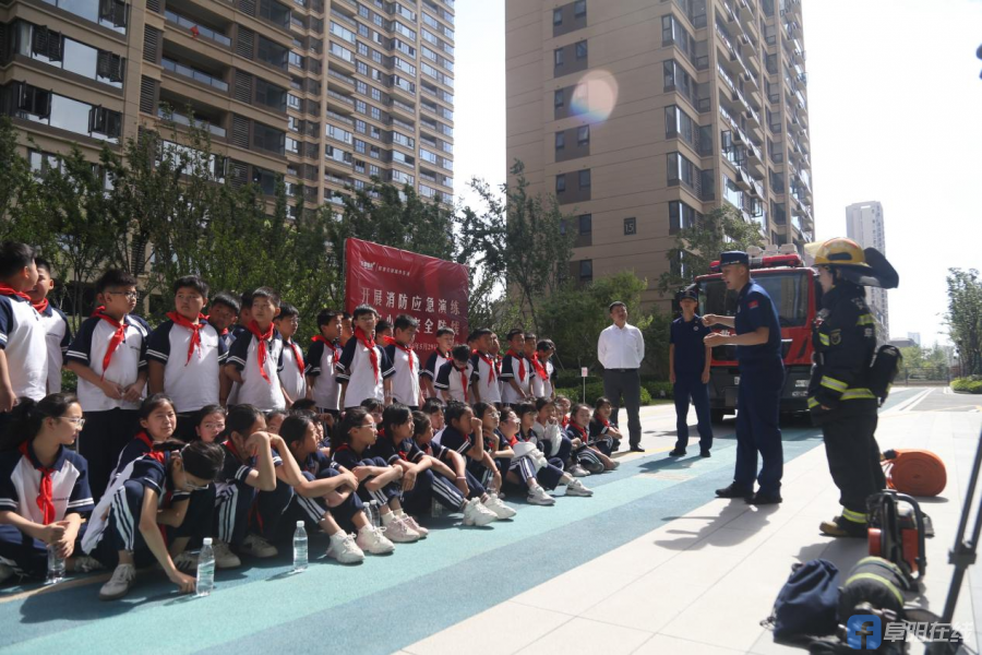 华润阜阳中心项目"开展防汛应急演练 筑牢小区安全防线"主题演练